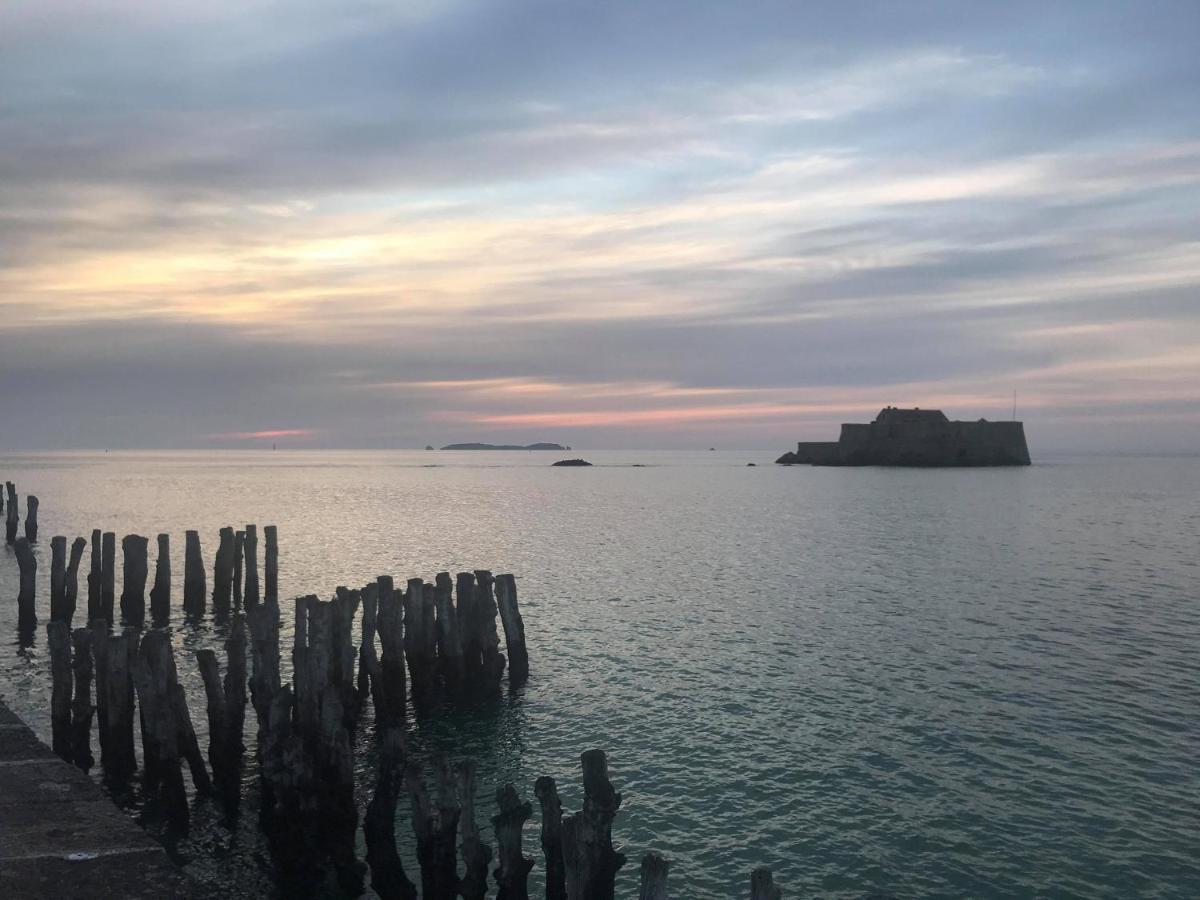 Appartement L'Emeraude A Saint Malo Intra-Muros Bagian luar foto